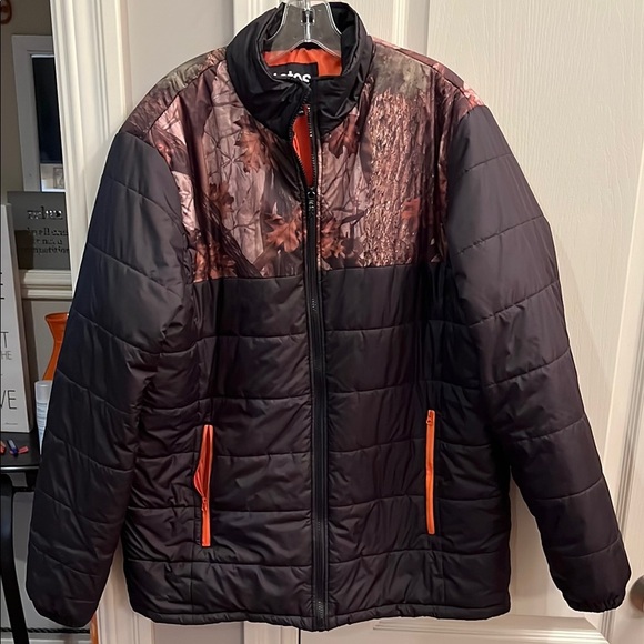 Totes black and camo coat. Mens size XL - Picture 1 of 5